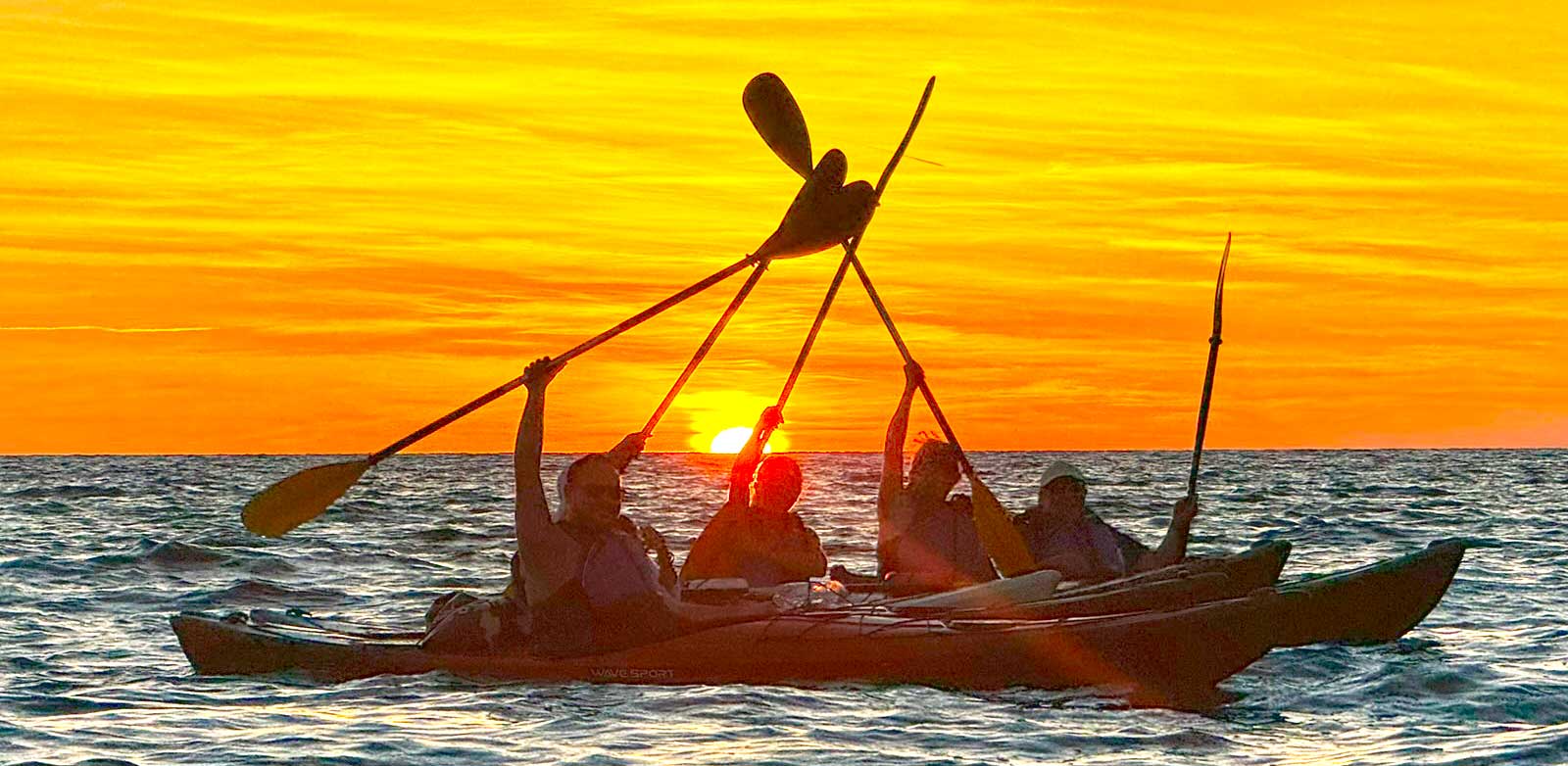 naplementés tengeri kajaktúra